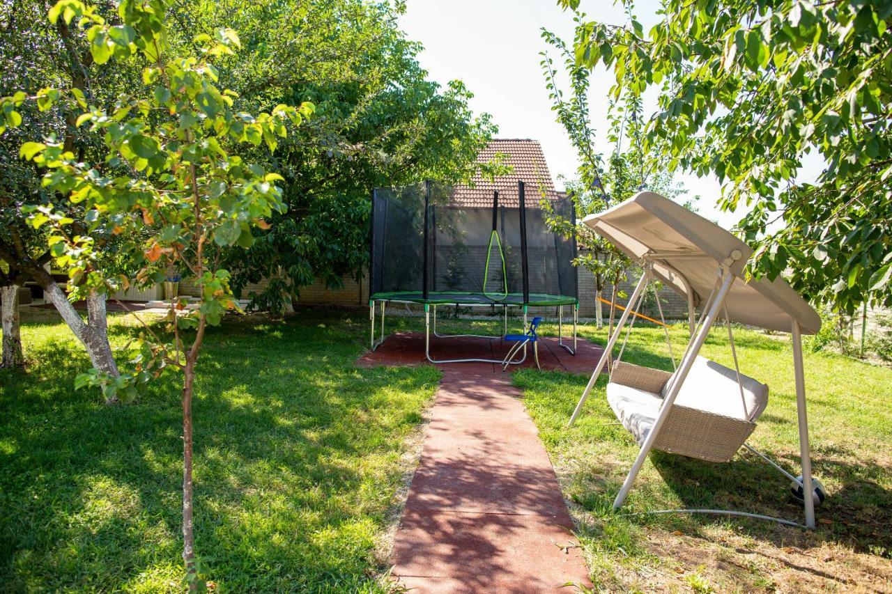 La Conac Apart otel Arad Dış mekan fotoğraf