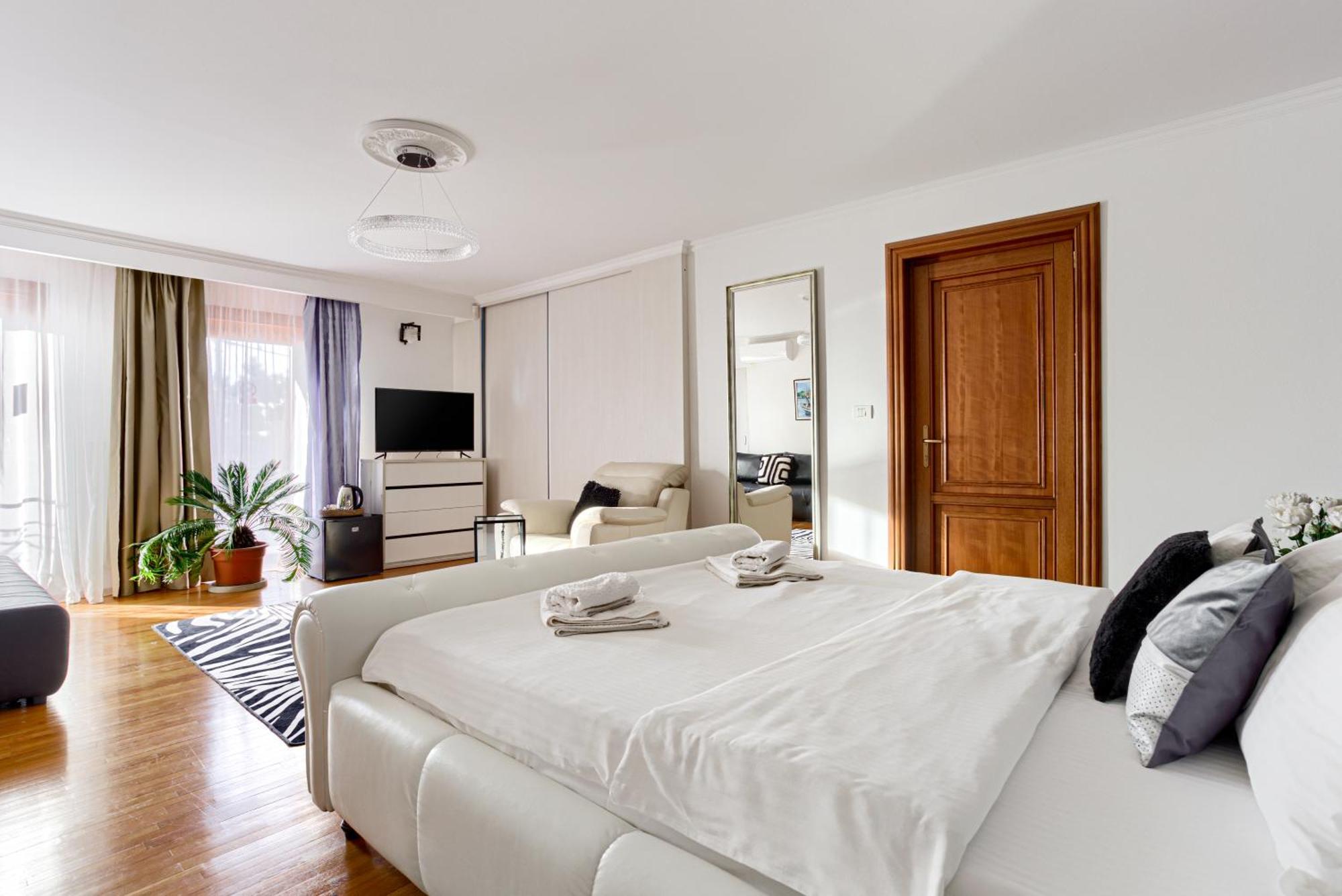 La Conac Apart otel Arad Dış mekan fotoğraf
